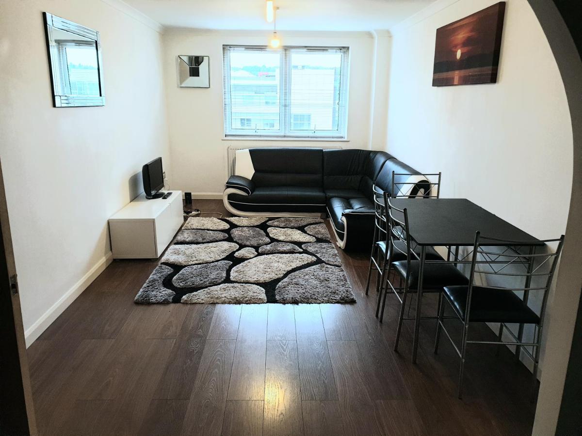 Spacious Modern Flat In Luton Town Centre Kültér fotó